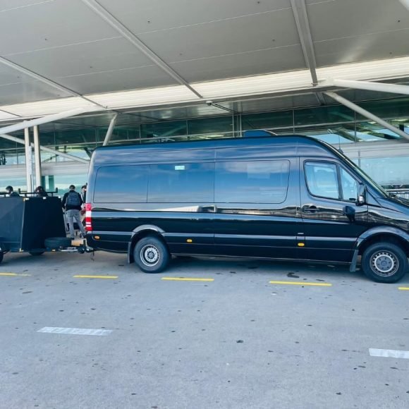 Luxury Car Airport Transfer