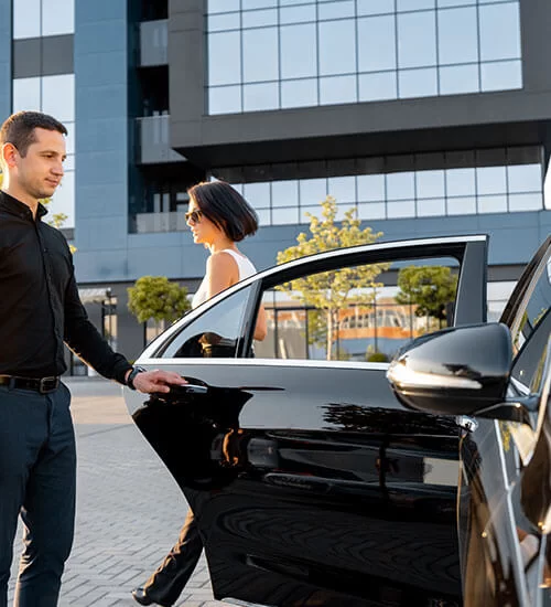 Chauffeur Cars Services Brisbane 1 Brislimo Offers Chauffeur Car Services In Brisbane