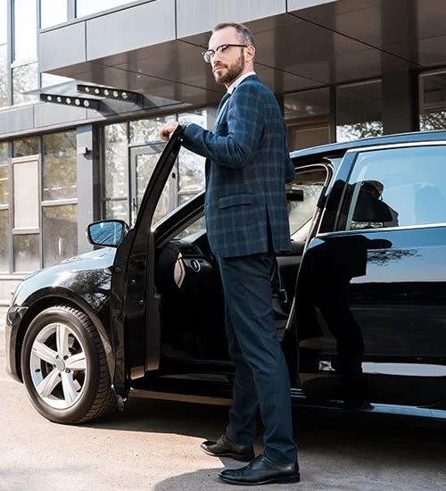 Luxury Car Airport Transfer 1 Luxury Airport Car Service 1